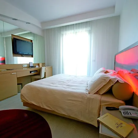 Hotel Waldorf- Premier Milano Marittima