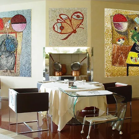 Hotel Waldorf- Premier