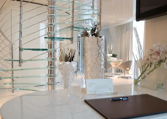 Waldorf- Premier Hotel 5*