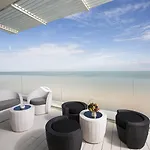 Waldorf- Premier