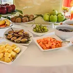 Hotel Waldorf- Premier