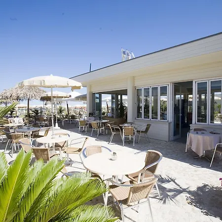 瓦尔多夫普瑞米尔度假酒店 米兰马瑞提那