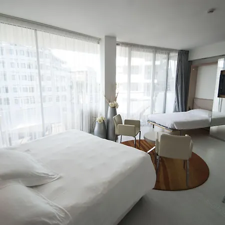 Ξενοδοχείο Waldorf- Premier