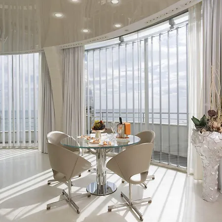 瓦尔多夫普瑞米尔度假酒店 酒店 米兰马瑞提那