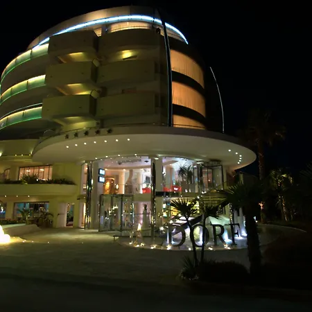 瓦尔多夫普瑞米尔度假酒店 酒店 5*