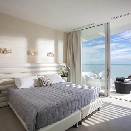 Waldorf- Premier Hotel 5*
