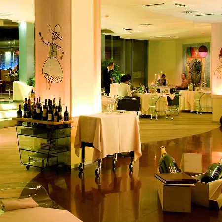 瓦尔多夫普瑞米尔度假酒店 米兰马瑞提那