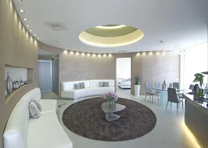 Waldorf- Premier فندق