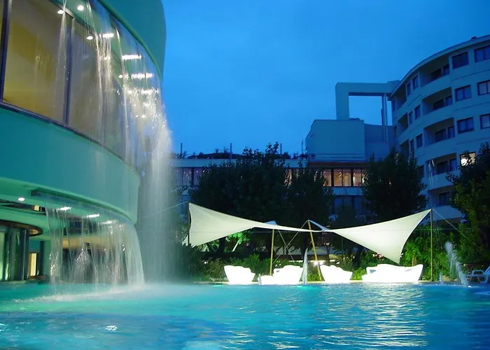 Waldorf- Premier Hotel 5*