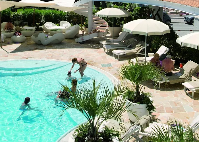 Hotel Waldorf- Premier